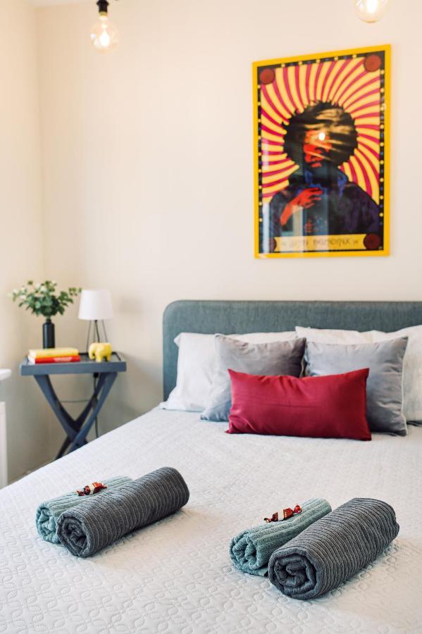 Elvis Apartment/11 Beds/6 Bedrooms/Riga Old Town Εξωτερικό φωτογραφία