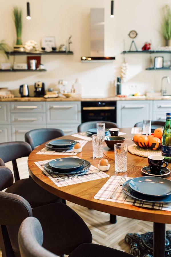Elvis Apartment/11 Beds/6 Bedrooms/Riga Old Town Εξωτερικό φωτογραφία