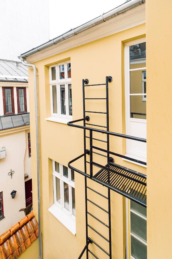 Elvis Apartment/11 Beds/6 Bedrooms/Riga Old Town Εξωτερικό φωτογραφία