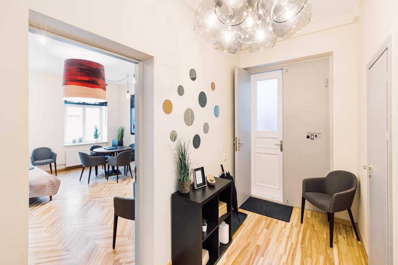 Elvis Apartment/11 Beds/6 Bedrooms/Riga Old Town Εξωτερικό φωτογραφία