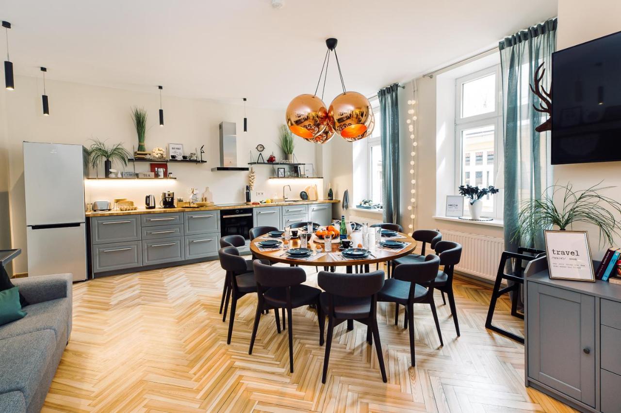 Elvis Apartment/11 Beds/6 Bedrooms/Riga Old Town Εξωτερικό φωτογραφία